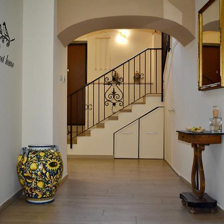 Bed and Breakfast Dimora Normanna Aversa Exterior foto