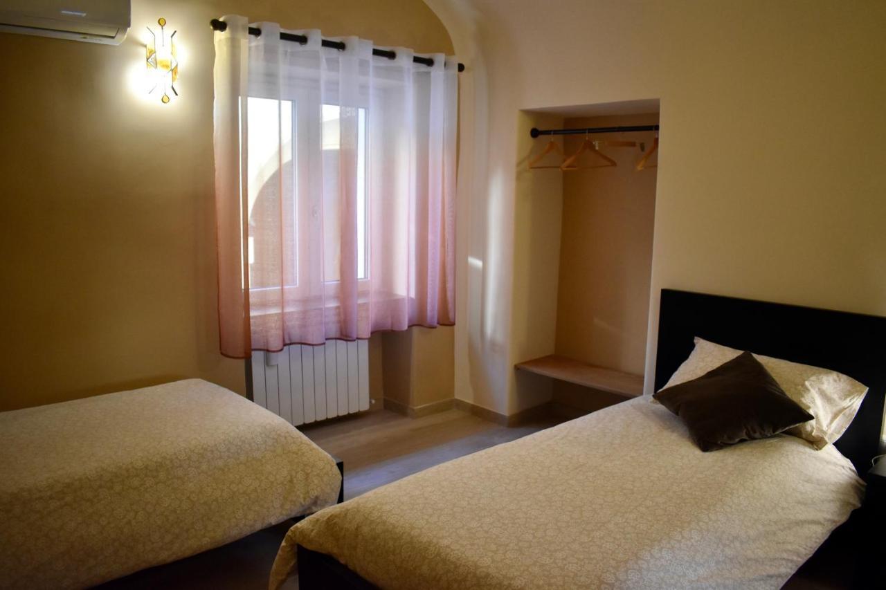 Bed and Breakfast Dimora Normanna Aversa Exterior foto