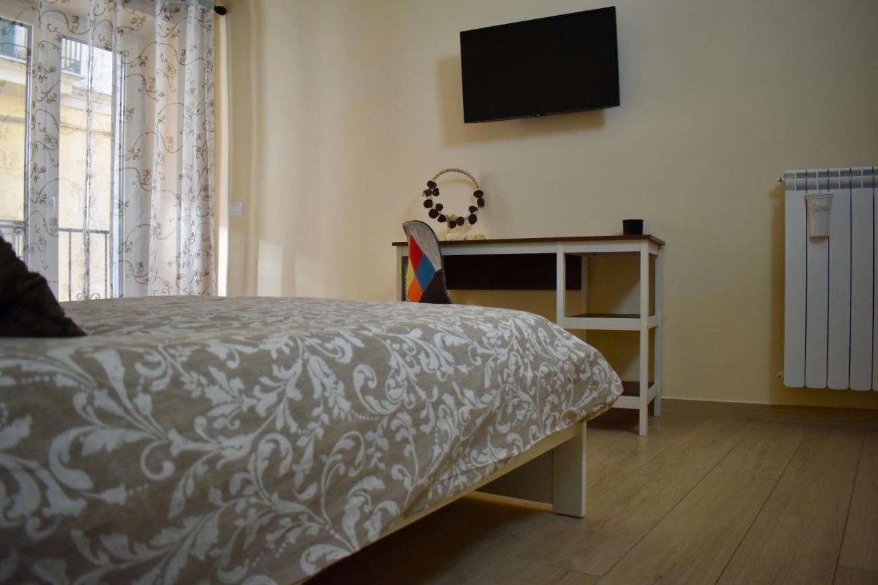 Bed and Breakfast Dimora Normanna Aversa Exterior foto