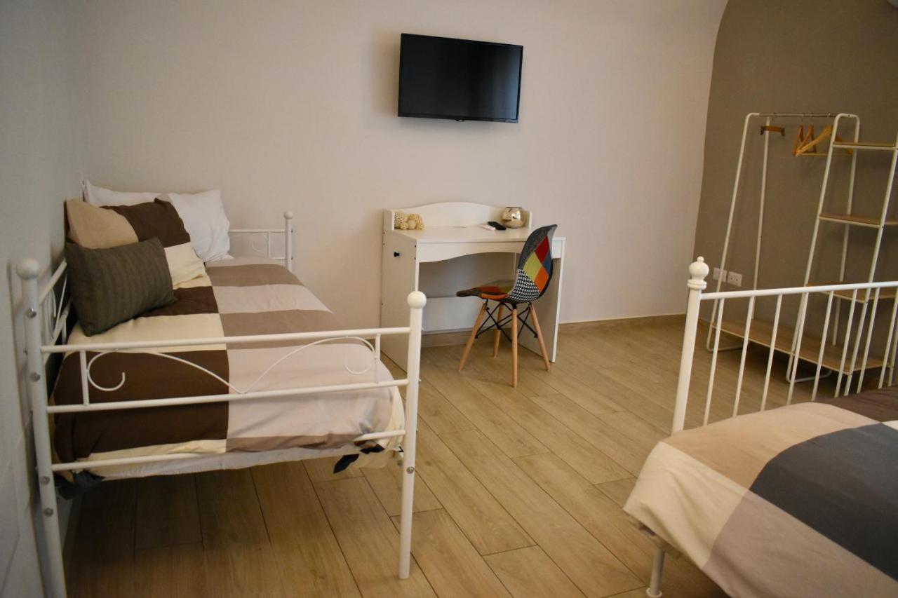 Bed and Breakfast Dimora Normanna Aversa Exterior foto